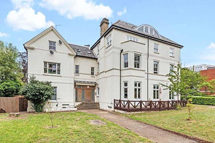 2 Bedroom Flat To Rent In Streatham Common North, Streatham, SW16