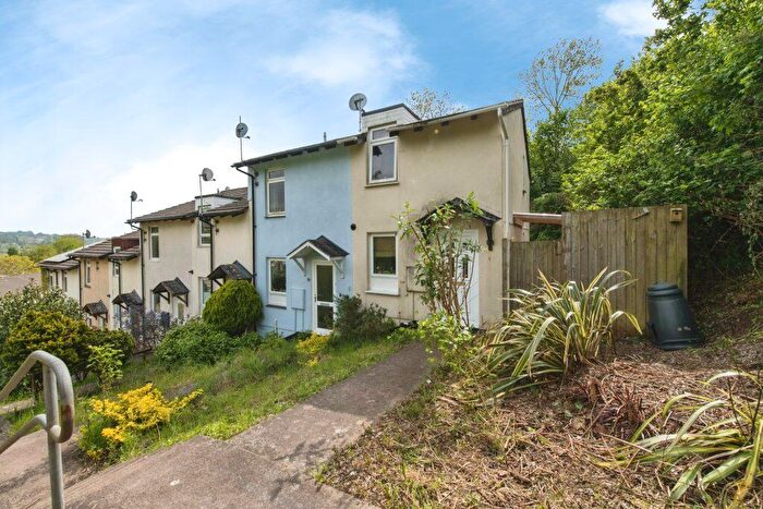 2 Bedroom End Of Terrace House For Sale In Chelmsford Road, Exeter, EX4