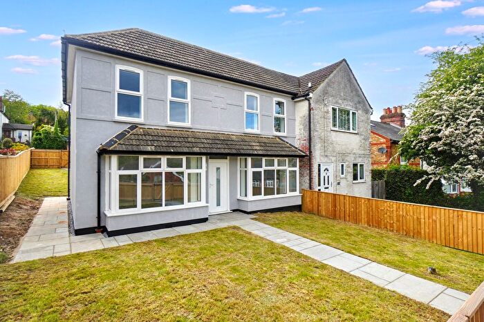 3 Bedroom Property For Sale In Chapel Lane, High Wycombe, HP12