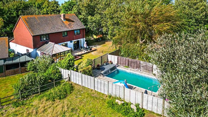 4 Bedroom Detached House For Sale In Swamp Road, Old Romney, TN29