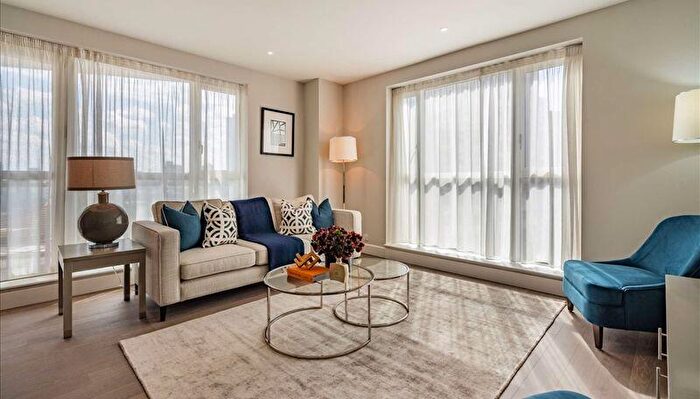 2 Bedroom Apartment To Rent In Apartment A, Westferry Circus, London, E14