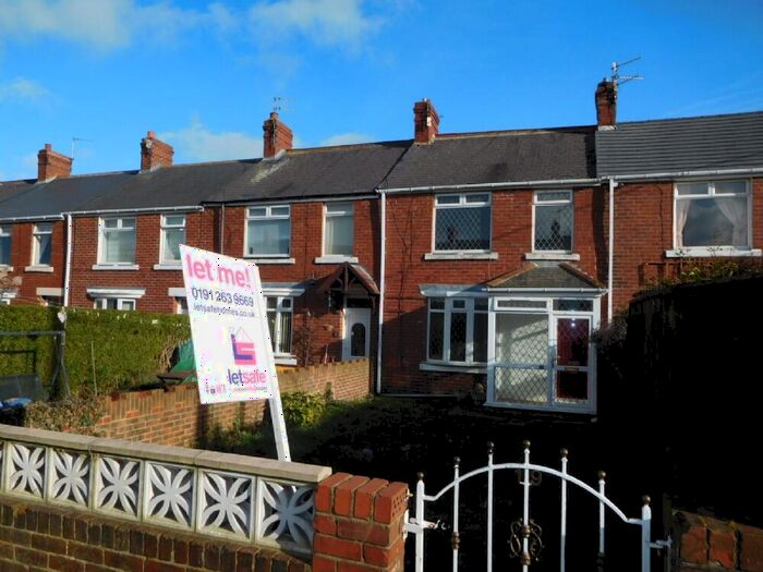 3 Bedroom Terraced House To Rent In Swallow Street, Seaham. ., SR7