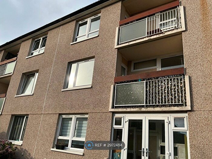 2 Bedroom Flat To Rent In Holmhead Road, Glasgow, G44