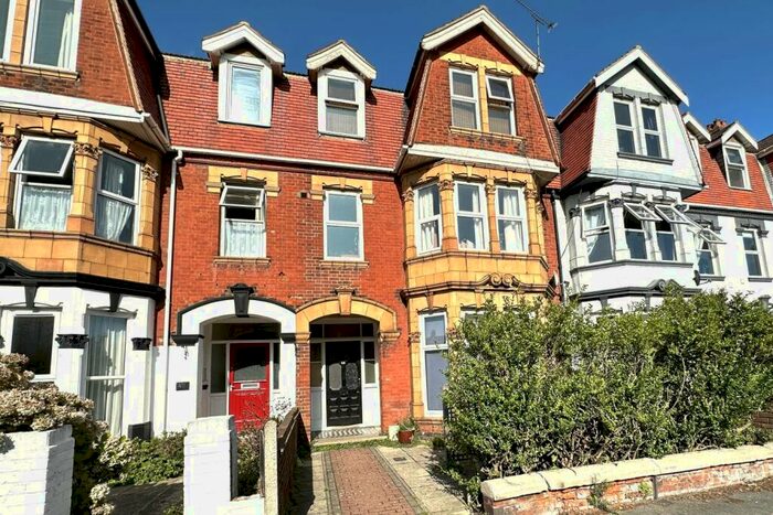 1 Bedroom Flat To Rent In Clarence Road, NR31