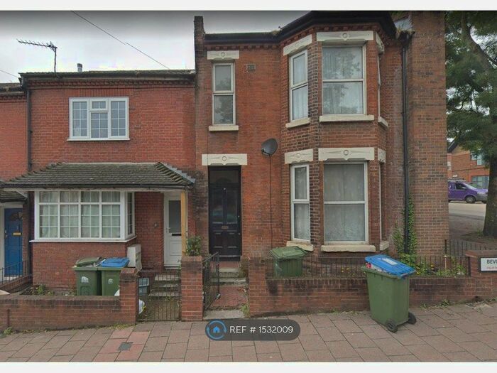 3 Bedroom Terraced House To Rent In Bevois Hill, Southampton, SO14