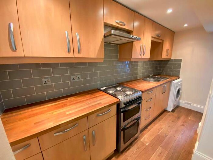1 Bedroom Flat To Rent In Station Road, Hendon, London, NW4