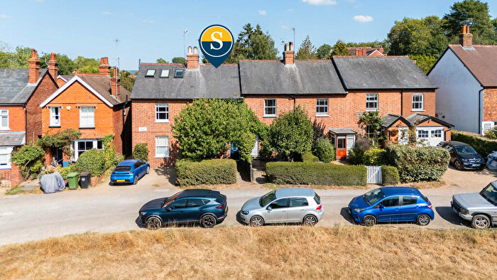 3 Bedroom Terraced House For Sale In Willow Green, North Holmwood, RH5