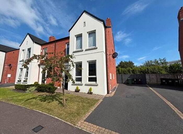 3 Bedroom Semi-Detached House For Sale In Wyncroft Crescent, Lisburn, BT28