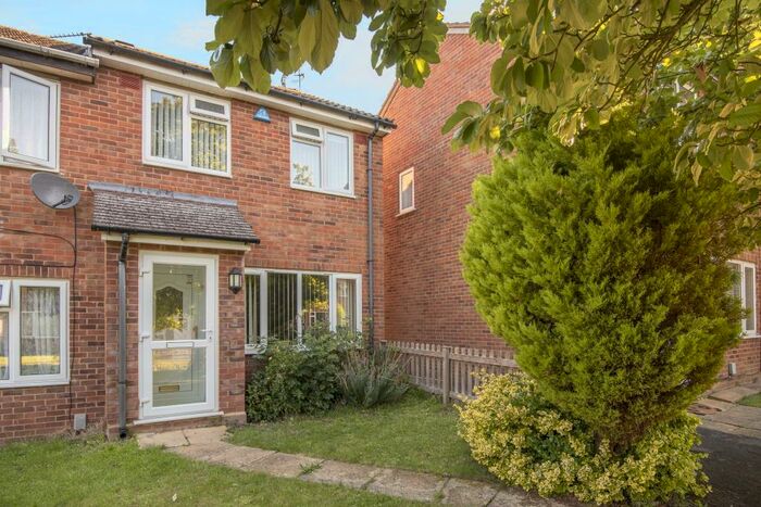 2 Bedroom Terraced House To Rent In Hughenden Green, Aylesbury, HP21