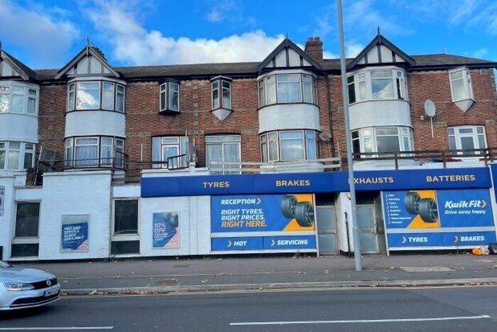 3 Bedroom Flat To Rent In Billet Road, London, E17