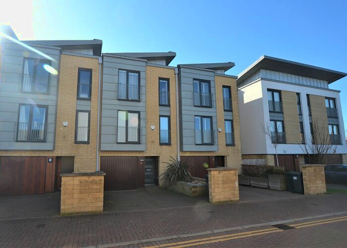 4 Bedroom Town House To Rent In Kimmerghame Row, Edinburgh EH4