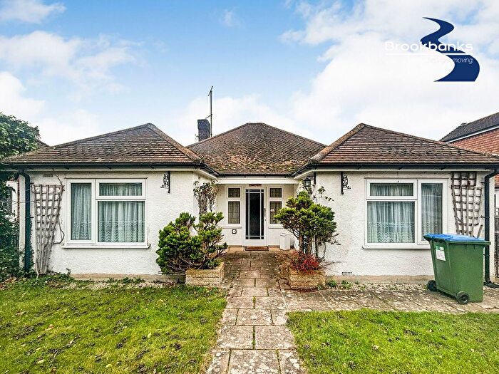3 Bedroom Bungalow For Sale In St. Martins Drive, Eynsford, Kent, DA4