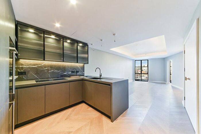 2 Bedroom Flat To Rent In Cleveland Street, Fitzrovia, London, W1T