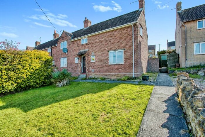 2 Bedroom Semi-Detached House For Sale In Mowleaze, Barwick, Yeovil, BA22