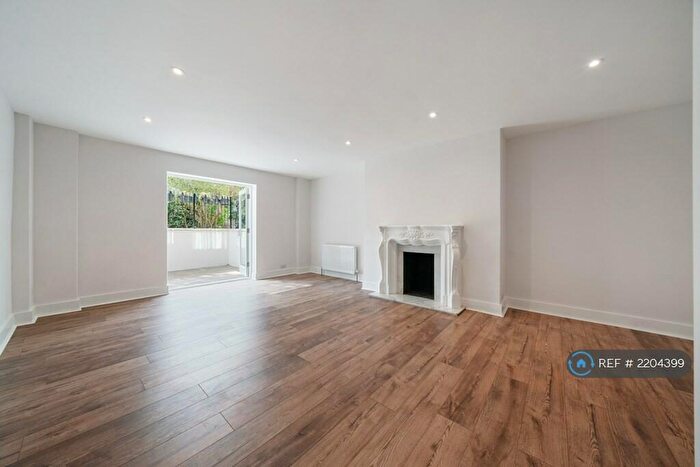 2 Bedroom Flat To Rent In Shooters Hill Road, London, SE3