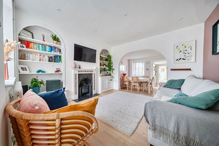 2 Bedroom Cottage For Sale In Stoke Lane, Westbury-On-Trym, Bristol, BS9