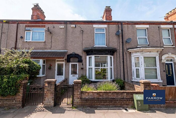 3 Bedroom Terraced House For Sale In Legsby Avenue, Grimsby, DN32