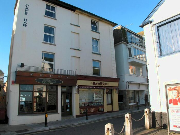 1 Bedroom Flat To Rent In The Strand, Brixham, TQ5