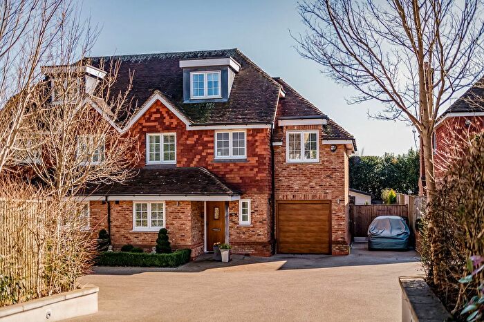 4 Bedroom Semi-Detached House For Sale In Angley Road, Cranbrook, TN17