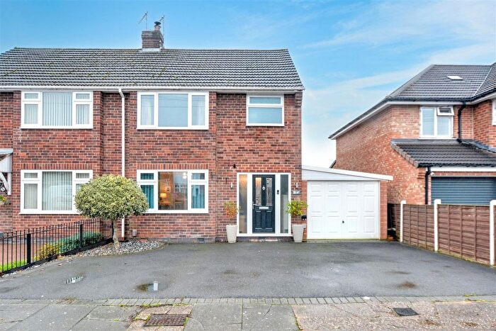 3 Bedroom Semi-Detached House For Sale In Kirkham Drive, Toton, NG9