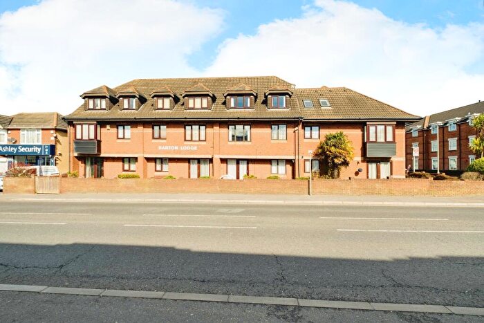 1 Bedroom Apartment For Sale In Barton Lodge, Parkstone, BH12