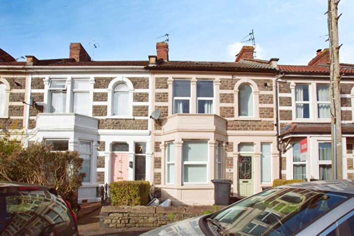 3 Bedroom House For Sale In Grantham Road, Bristol, BS15