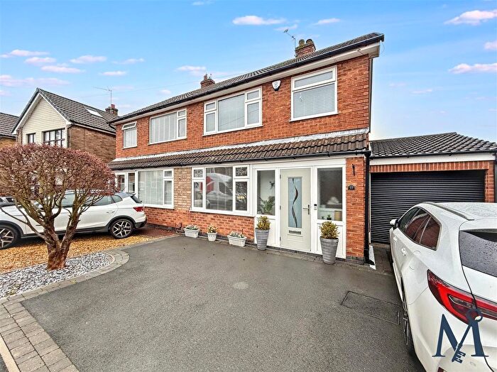 3 Bedroom Semi-Detached House For Sale In Gillamore Drive, Whitwick, Coalville, LE67