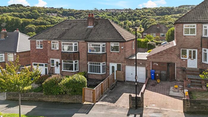 3 Bedroom Semi-Detached House For Sale In Hollins Lane, Rivelin, S6