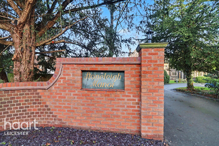 2 Bedroom Apartment For Sale In Stoneygate Road, Leicester, LE2