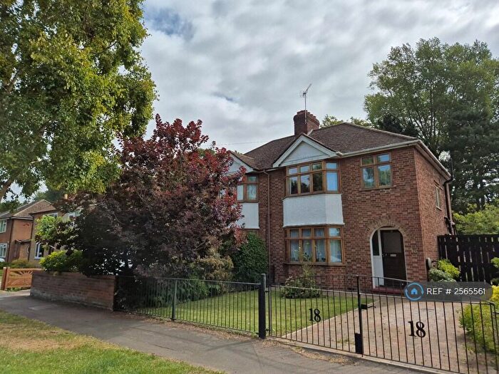3 Bedroom Semi-Detached House To Rent In Walpole Road, Cambridge, CB1