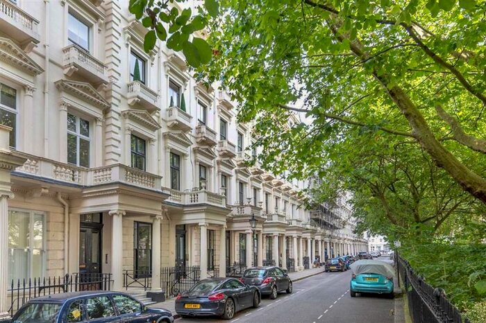 1 Bedroom Flat To Rent In Queen's Gardens, Bayswater, London W2