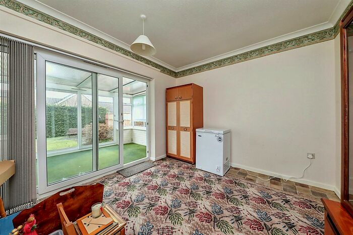 2 Bedroom Detached Bungalow For Sale In Rose Drive, Dereham, NR20