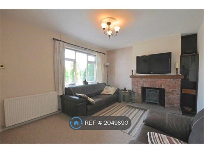 2 Bedroom End Of Terrace House To Rent In Swan Grove, Nr Knutsford, WA16
