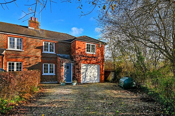 3 Bedroom Semi-detached House For Sale In Shurlock Road, Waltham St. Lawrence, Reading, Berkshire, RG10