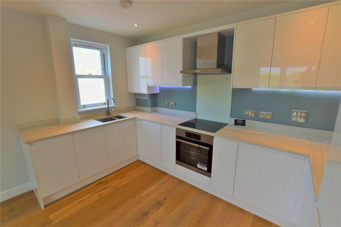 2 Bedroom Flat To Rent In Anerley Road, London, SE20