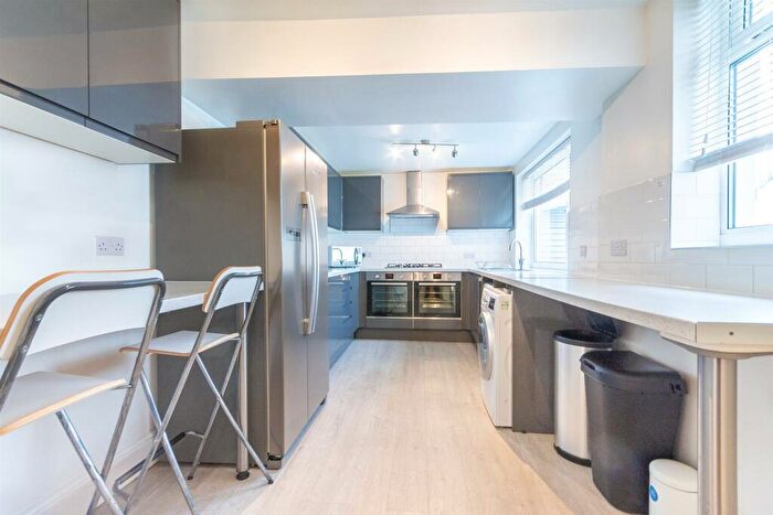 7 Bedroom Terraced House To Rent In Chester Street, Sandyford, NE2