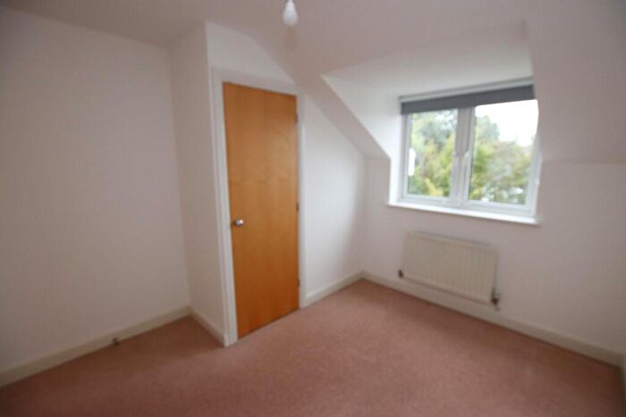 2 Bedroom Flat For Sale In Silver Street, Reading, RG1