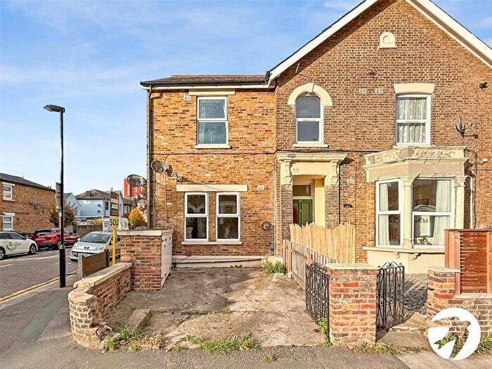 1 Bedroom Flat To Rent In George Lane, London, SE13