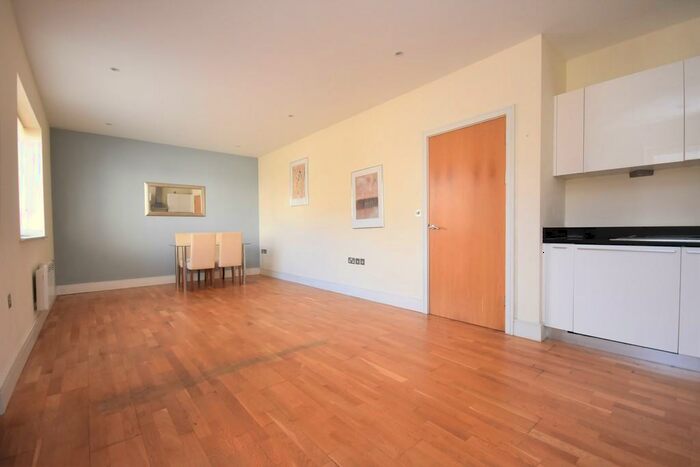 1 Bedroom Ground Flat To Rent In Courtlands, Hayes Road, Sully, CF64