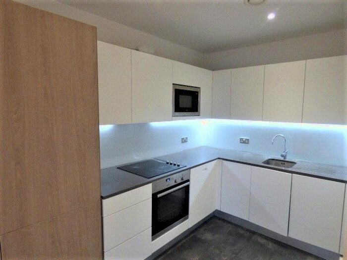 1 Bedroom Flat To Rent In Imperial Building Duke Of Wellington Avenue, Woolwich Arsenal, SE18