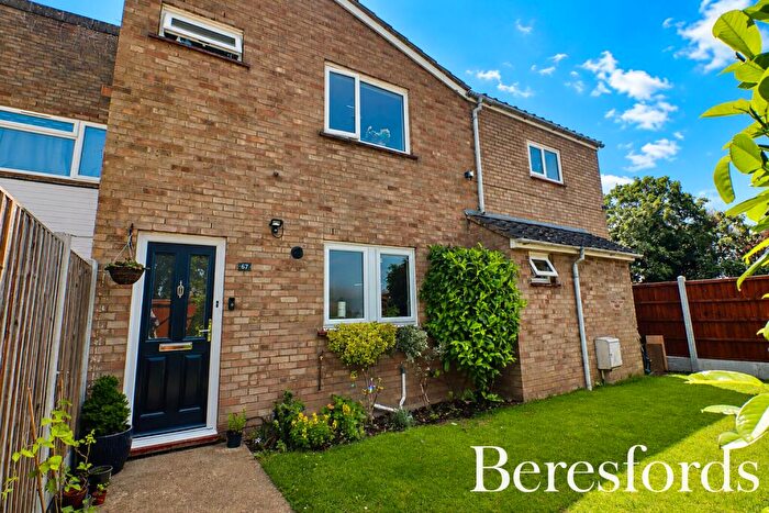 4 Bedroom End Of Terrace House For Sale In Allectus Way, Witham, CM8