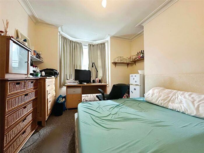 5 Bedroom Terraced House To Rent In Portswood Road, Southampton, Hampshire, SO17