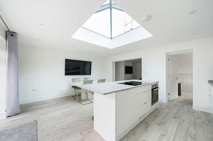 3 Bedroom Bungalow For Sale In Hursley Road, Chandler's Ford, Eastleigh, Hampshire, SO53