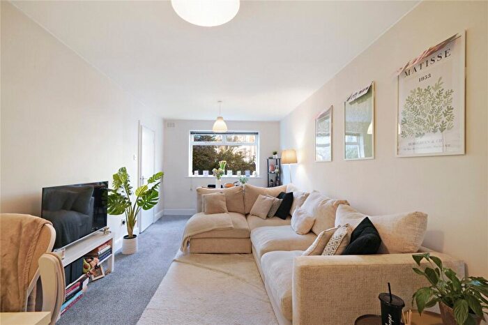 1 Bedroom Flat To Rent In Evangelist Road, Tufnell Park, NW5