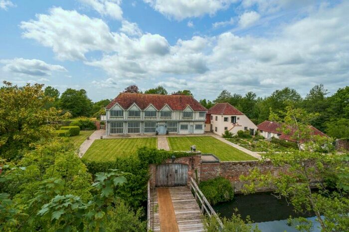 6 Bedroom Detached House For Sale In Station Road, Hellingly, BN27