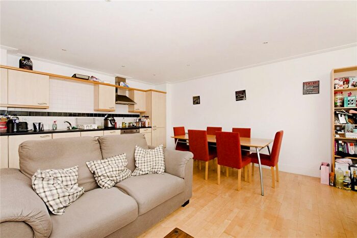 1 Bedroom Flat To Rent In Drayton Park, Islington, N5