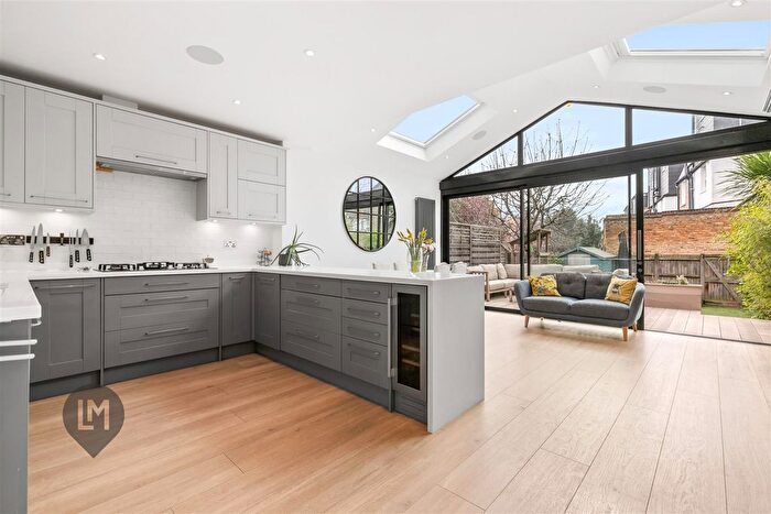 5 Bedroom Property For Sale In Revelstoke Road, London, SW18