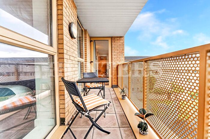 1 Bedroom Flat For Sale In Mulberry House, Tottenham, N15
