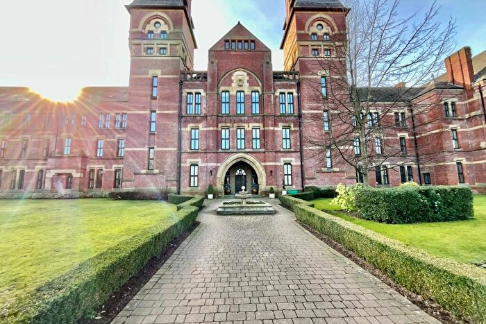 1 Bedroom Flat For Sale In Kingswood, Sheffield, Sheffield, S6