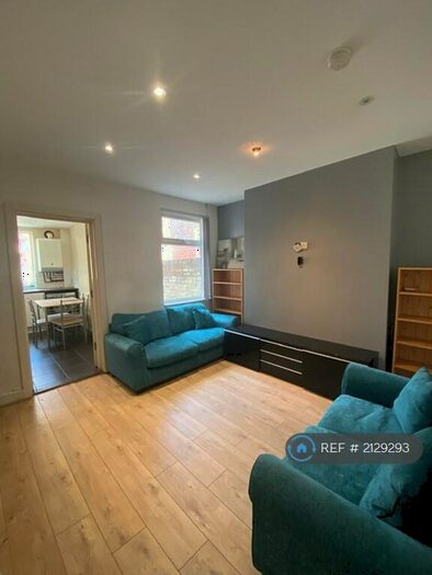 4 Bedroom Terraced House To Rent In Hannan Road, Liverpool, L6